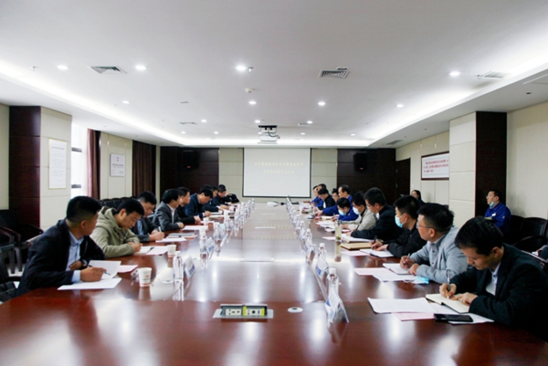 陕煤集团采掘装备配件保供协调会在西煤机召开