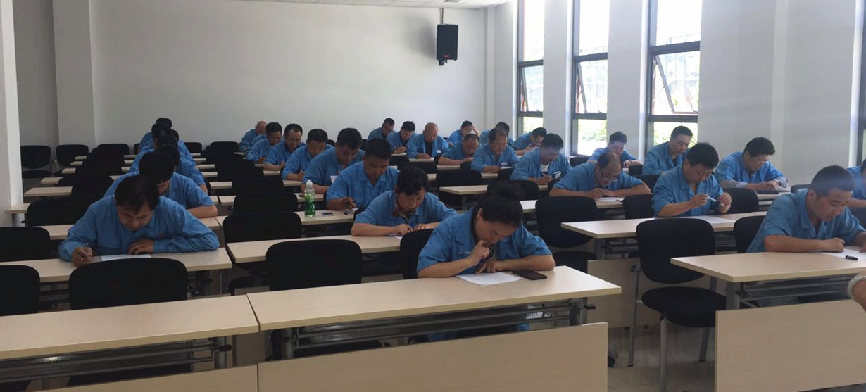 公司对生产计调人员进行竞聘上岗
