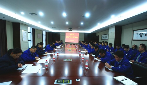 公司举行董事长与青年骨干代表座谈会